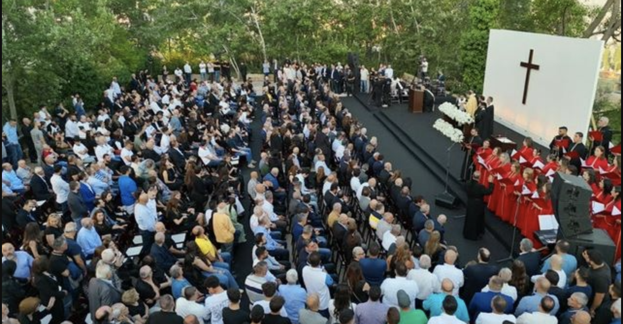 قداس في اهدن بذكرى 13 حزيران  فرنجيه: للتعلم من الماضي والنظر بواقعية حيال ما يجري في المنطقة